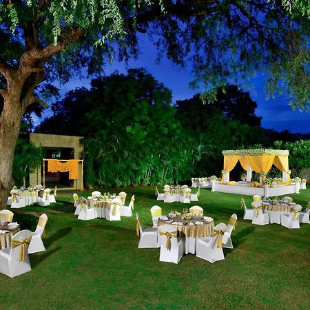 Hyderabad Marriott Hotel&Convention Centre Exterior foto