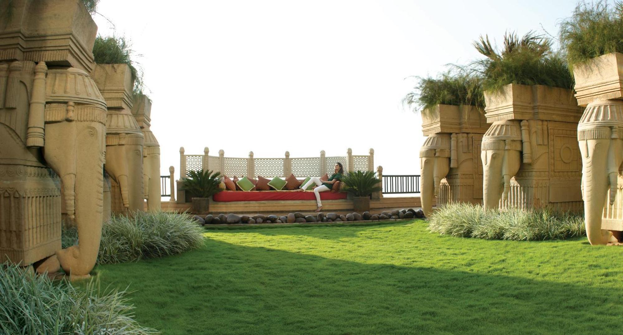 Hyderabad Marriott Hotel&Convention Centre Exterior foto