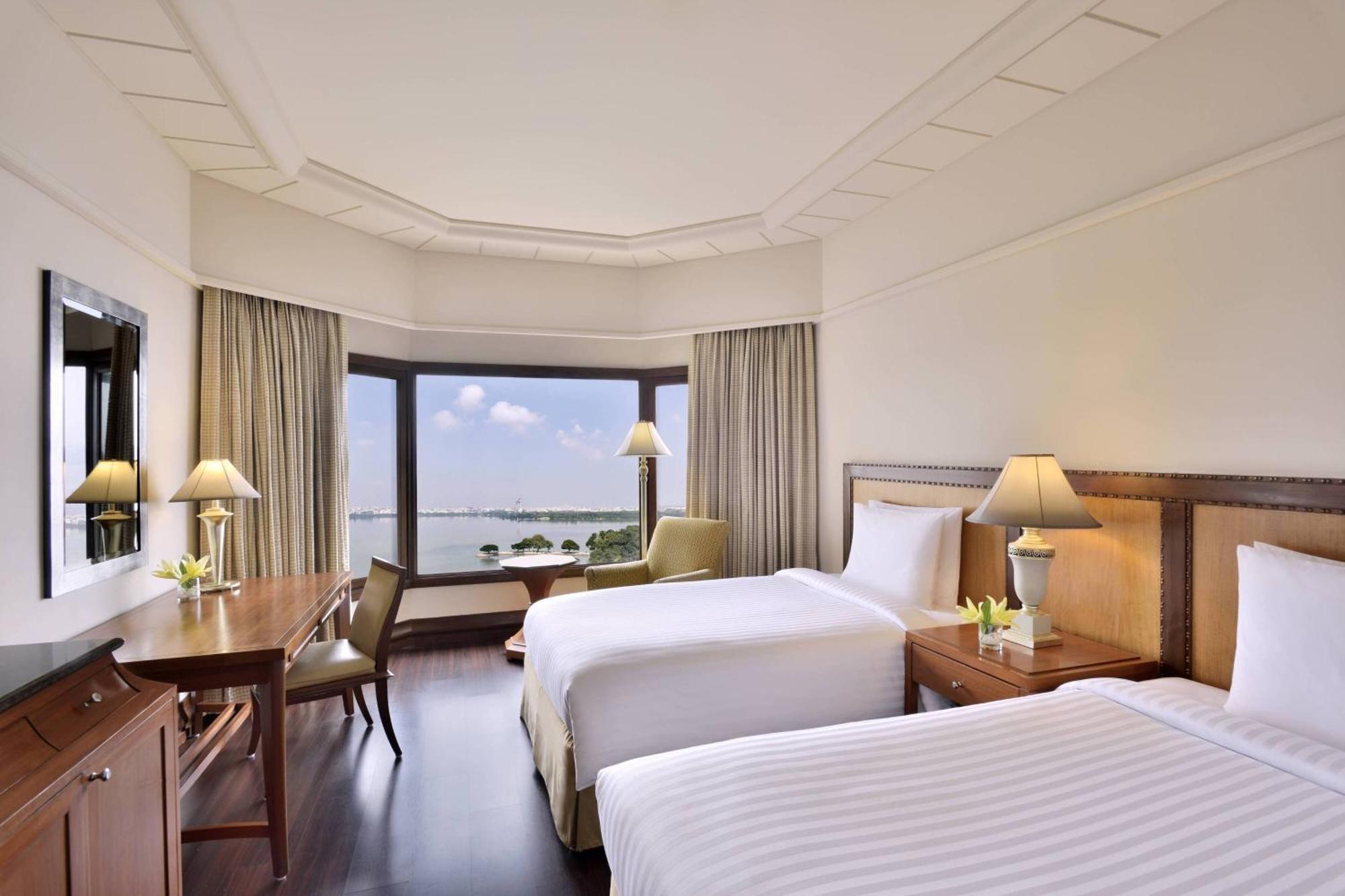 Hyderabad Marriott Hotel&Convention Centre Exterior foto
